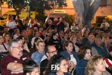 Concierto de la cantante grancanario Cristina Ramos en la plaza de San Juan/Francisco Javier Santana./Francisco Javier Santana.